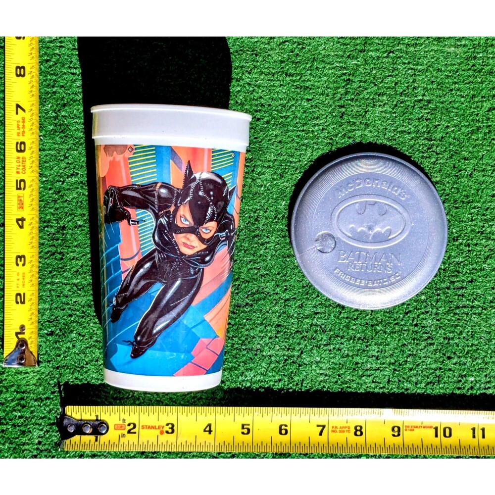 VTG McDonald's DC Batman Returns 1992 Catwoman Michelle Pfeiffer Plastic Cup EUC